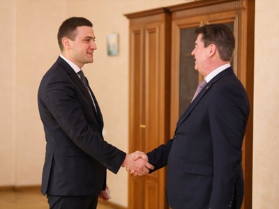 Армен Симонян и Олег Сторчевой обсудили вопросы авиационной сферы