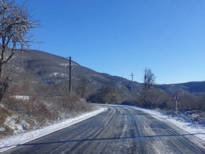 ՀՀ տարածքում կան փակ ավտոճանապարհներ. մի շարք շրջաններում ձյուն է տեղում