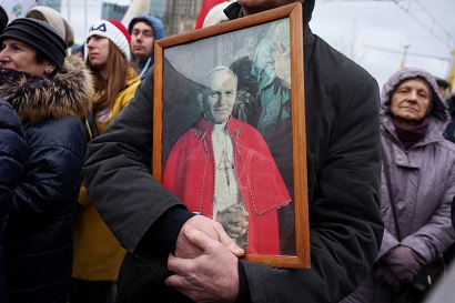 В Польше прошли шествия в память о Папе Иоанне Павле II