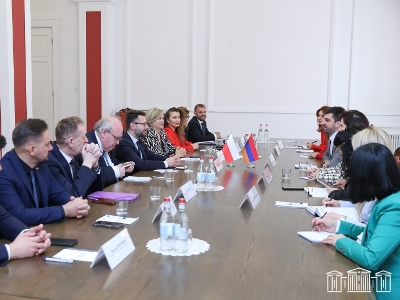 Ադրբեջանը ԼՂ-ն պատկերացնում է առանց հայերի. Սարգիս Խանդանյանը՝ Լեհաստան-Հայաստան բարեկամական խմբի ղեկավարին