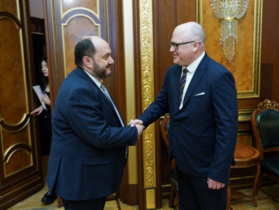 Ջեյմս Դե Ուիթի հետ քննարկվել են Կառավարության հանրային հաղորդակցության կարողությունների զարգացմանը վերաբերող հարցեր