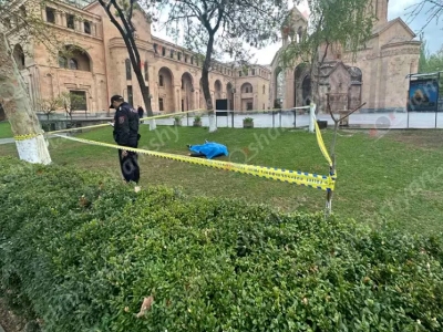 Во дворе церкви в центре Еревана обнаружено тело мужчины