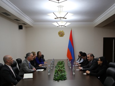 Armenia Security Council chief briefs OSCE Minsk Group US co-chair on Azerbaijan provocation near Tegh village