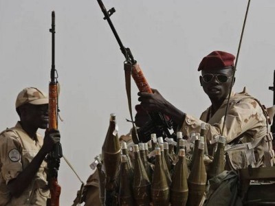 Sudanese army blocks presidential palace entrances in Khartoum