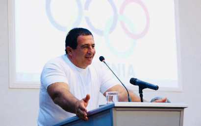 Մինչ հասարակությունը քննարկում է դրոշի պատմությունը, Թուրքիայում երկու անգամ բարձրացվեց մեր եռագույնը. Ծառուկյան