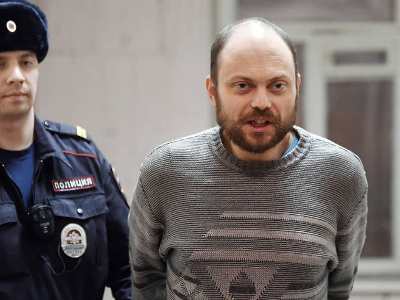 В РФ Владимир Кара-Мурза приговорен к 25 годам колонии