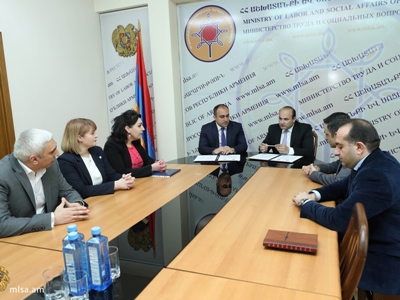 Սոցապ նախարարությունը եւ Պետական կառավարման ակադեմիան համագործակցության հուշագիր են ստորագրել