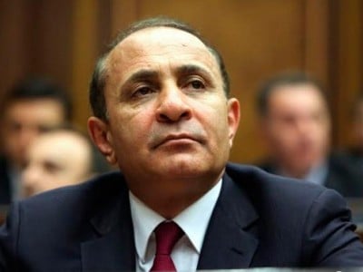 Նախկին վարչապետ Հովիկ Աբրահամյանը մեղադրվում է առանձնապես խոշոր չափերով փողերի լվացման, ապօրինի ձեռնարկատիրության մեջ