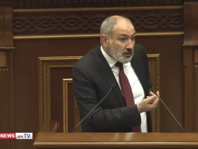 Մենք չենք ասում՝ կենտրոնում մի ապրեք, բայց մեզնից ինչի՞ եք նպաստ ուզում, եթե դուք միլիոնատեր եք. Փաշինյան