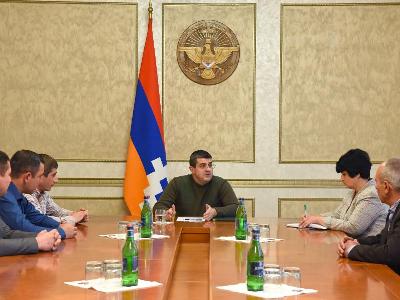 Արցախի նախագահը հակաճգնաժամային խորհրդի անդամների հետ քննարկել է Արցախում ստեղծված ռազմա-քաղաքական իրավիճակը
