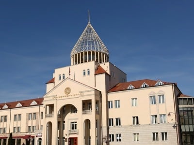 Глава комиссии парламента Арцаха по вопросам обороны безопасности и правопорядка подал в отставку