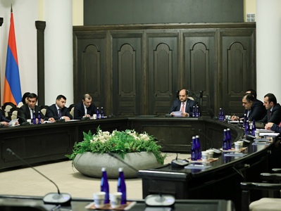 Արայիկ Հարությունյանի մոտ տեղի է ունեցել խորհրդակցություն . քննարկել են բնապահպանության և ընդերքի ոլորտում աշխատանքները