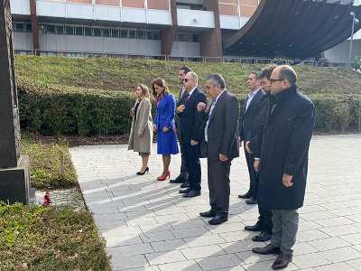 Armenian Genocide victims honored at PACE chamber courtyard (PHOTOS)
