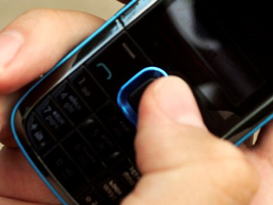 Nokia կոճակով հեռախոսի միջոցով կարելի է մեքենա գողանալ. Vice