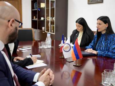 Ombudsman presented to French ambassador human rights violations as a result of blockade of Lachin Corridor