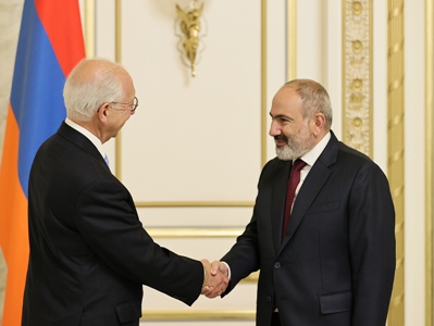Daniel Kurkdjian to Nikol Pashinyan: Council of Armenians of France ready to support Armenia government