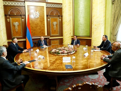 Armenia’s Pashinyan meets with extra-parliamentary political forces’ leaders