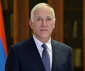 Назначен посол Армении в Венгрии, а бывший пресс-секретарь Пашиняна назначен послом в Молдове