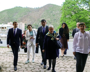 Հայաստանում ԵՄ պատվիրակության ղեկավարը Կապանում այցելել է Թումո կենտրոնի ապագա շենք