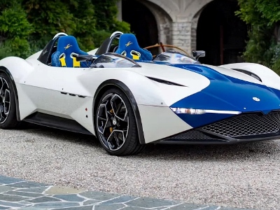 Ken Okuyama Design Studio introduces the Kode61 Birdcage roadster
