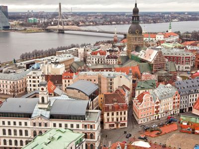 В Латвии собирают подписи за прекращение содержания бывших президентов за счет государства