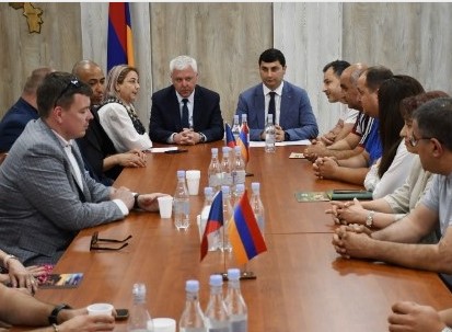 Արմավիրի մարզում տեղի ունեցավ Չեխիայի պատվիրակության և հայ գործարարների հանդիպումը