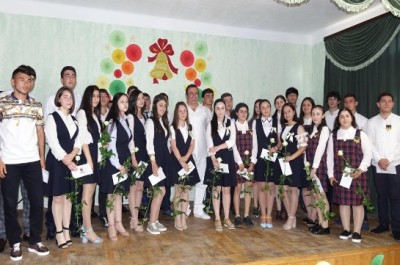 Դուք բարոյական պարտավորություն ունեք ստանալ լավ կրթություն. Գագիկ Ծառուկյանը՝ շրջանավարտներին