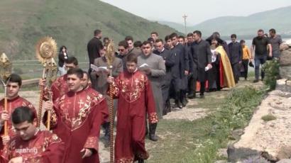 Հոգեգալստյան տոնը և Սևանավանքի Ս. Առաքելոց եկեղեցու ուխտի օրը այս տարի մայիսի 28-ին է