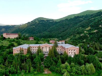 Ջերմուկում իրականացվում են մի քանի տասնյակ միլիոն դոլարի նախագծեր. էկոնոմիկայի նախարար