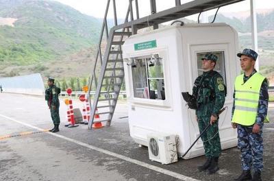 Newspaper: Azerbaijanis make women sit at Karabakh checkpoint
