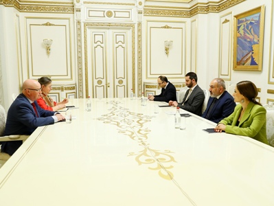 Վարչապետը ԵԽԽՎ հանձնաժողովի նախագահի տեղակալի հետ քննարկել է Լաչինի միջանցքի արգելափակման հետևանքով ստեղծված իրավիճակը