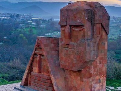 «Ազատ Արցախը երբեք չի եղել և չի կարող լինել ցեղասպան Ադրբեջանի կազմում». Վանկուվերի հայ համայնքի հայտարարությունը