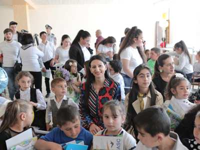 «Երեխաների հետ՝ երեխաների համար».ՄԻՊ աշխատակազմը և ՀՀ-ում ՅՈՒՆԻՍԵՖ-ի գրասենյակը Սոթքում տոնական միջոցառում են անցկացրել