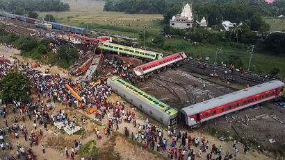 Largest in last 40 years train crash in India