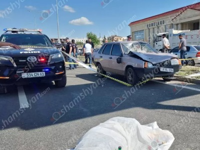 В пригороде Еревана VAZ 21099 насмерть задавил перебегавшую улицу в запрещенном месте женщину