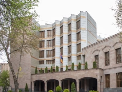 СК представил подробности вопиющего инцидента с нападением чиновника от правящей партии на молодого человека