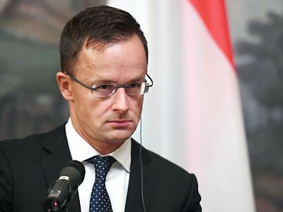 В Венгрии заявили, что мир близок к Третьей мировой войне