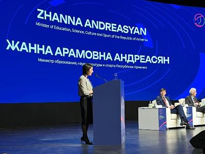 Ուսուցումը դարձնել կենսակերպ. ՀՀ ԿԳՄՍ նախարար Ժաննա Անդրեասյանի ելույթը՝ Կազանում
