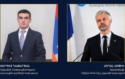 Արցախն Ադրբեջանի ենթակայությունում դնելն էթնիկ զտման վտանգ է հայկական տարածքի համար․ Վոքիեն՝ Արցախի ԱԳ նախարարին
