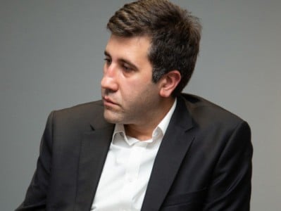 Փաստաբանի նկատմամբ բռնություն կիրառած ոստիկանները պետք է ռեալ պատժվեն՝ առանց «գործուն զղջալու». Ռուբեն Մելիքյան