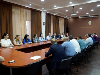 Տեղի է ունեցել փաստաբանների ակումբի նիստ. փաստաբանին ծեծելու, ձերբակալելու կապակցությամբ կդիմեն միջազգային կառույցներին
