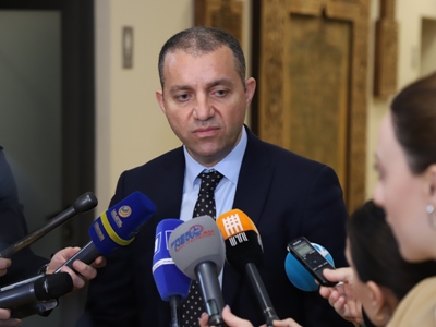 Հայաստանում ֆերմերներն արդեն բողոքում են ծիրանի գնման գներից․ Քերոբյան