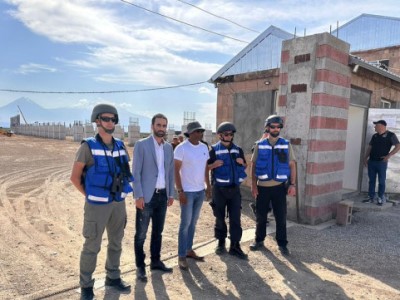 EU observers visited the territory of Yeraskh Iron and Steel Factory. Vahan Kostanyan