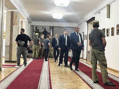 «Հրապարակ». ԱԺ-ն բերվում է համար 1 դրության