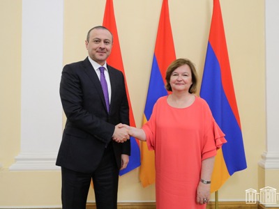Представитель Европарламента: Для укрепления двусторонних отношений необходимо предпринять практические шаги