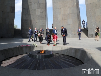 European Parliament delegations visit Armenian Genocide Memorial in Yerevan