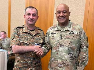 Начальник Генштаба ВС РА принимает участия в ежегодной конференции Европейских армий