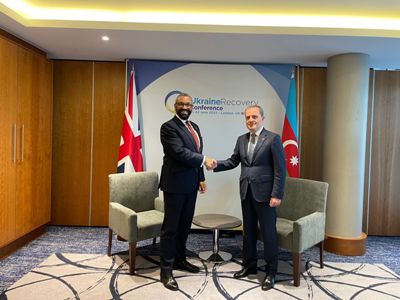 Azerbaijan, UK foreign policy chiefs exchange flattering remarks on Twitter, Armenia mentioned