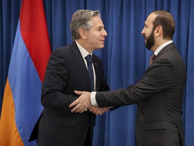 Armenian Foreign Minister meets with U.S. Secretary of State in Washington