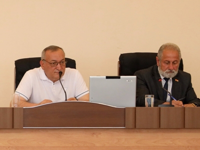 Karabakh president at parliament: Chance to exercise our right to self-determination is what keeps us here